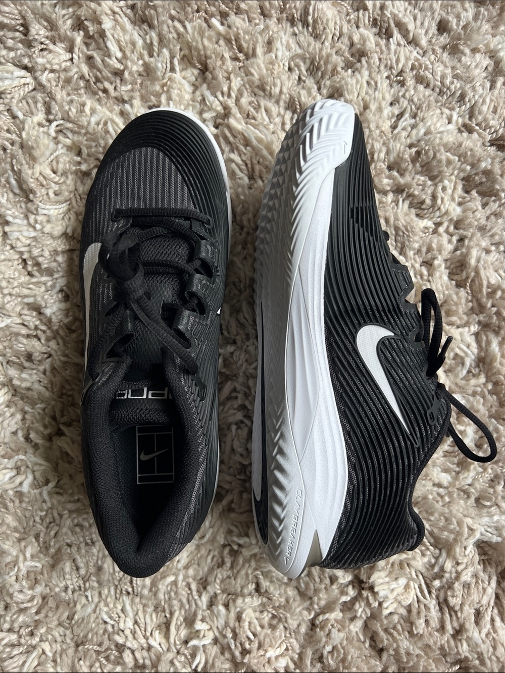 Nike Vapor 12 Sneakers